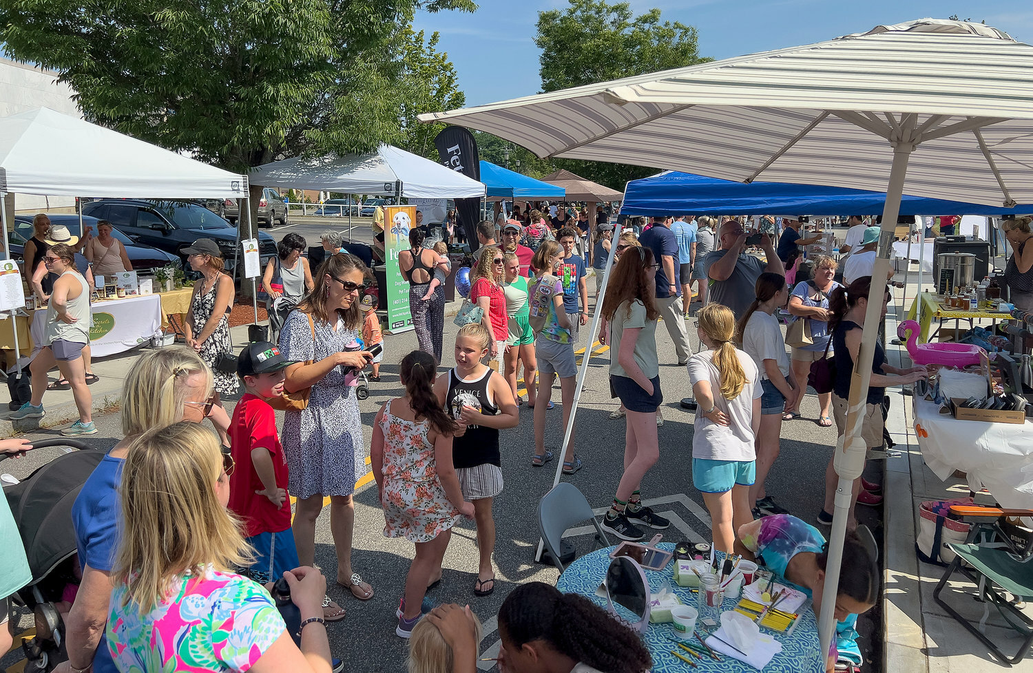 Barrington hosts combined Arts Festival and Street Fair